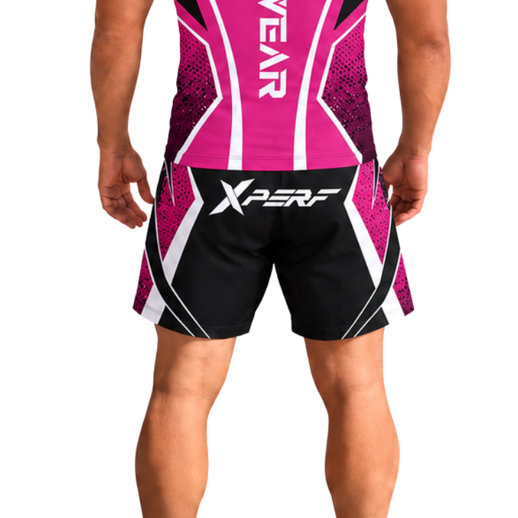 Short MMA XPERF rose, vue de dos